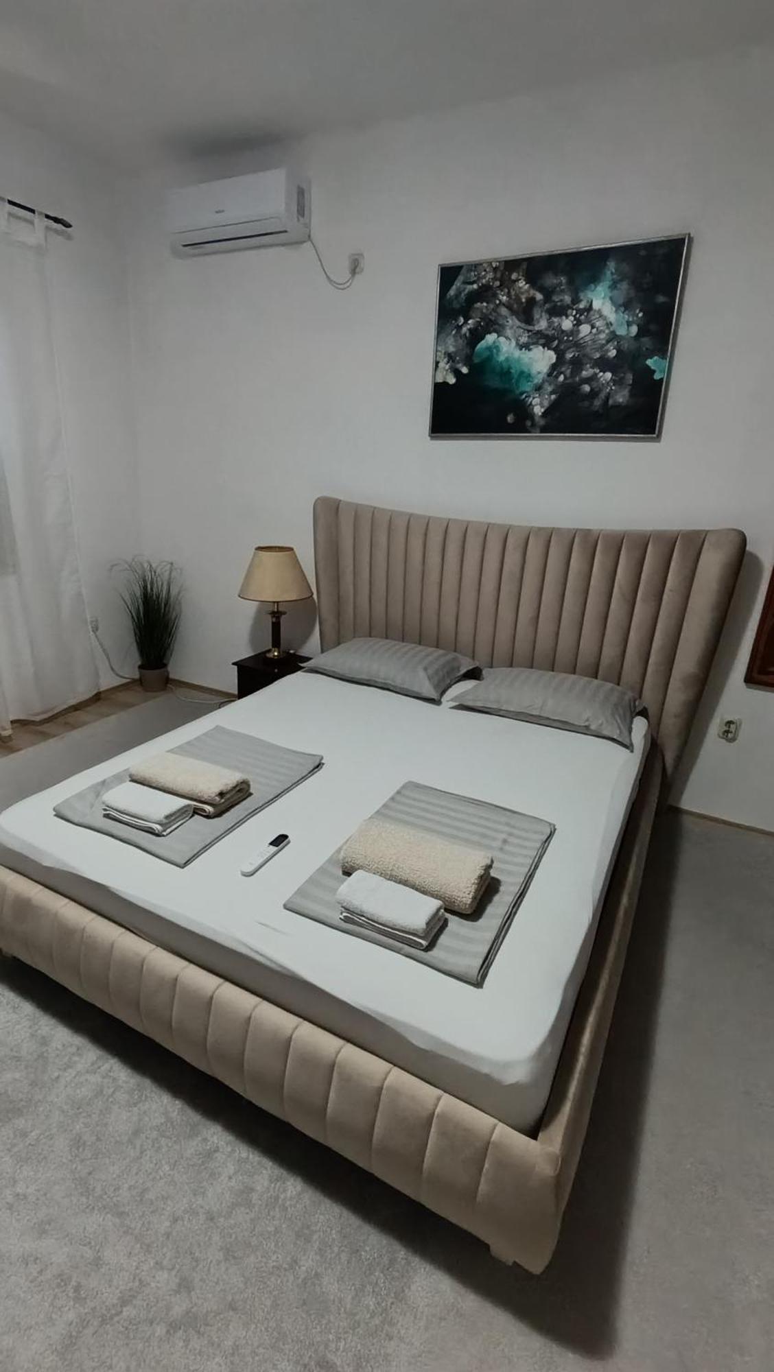Ap Apartment Мостар Экстерьер фото